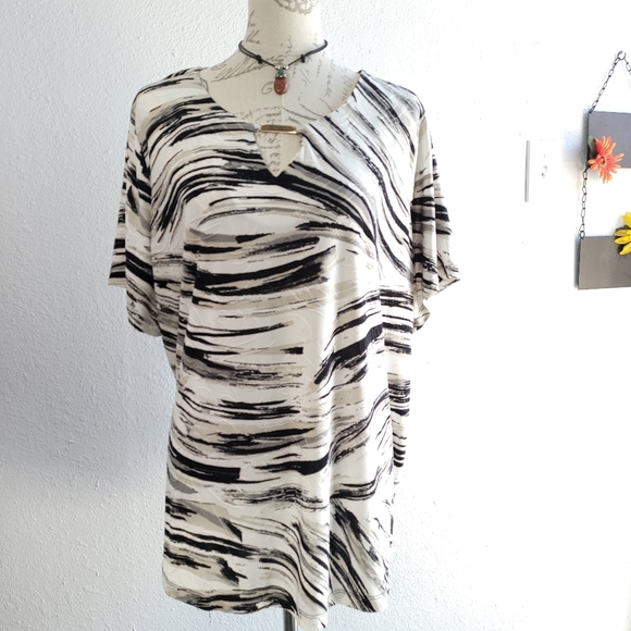 JM COLLECTION Tunic Top - Picture 2 of 4